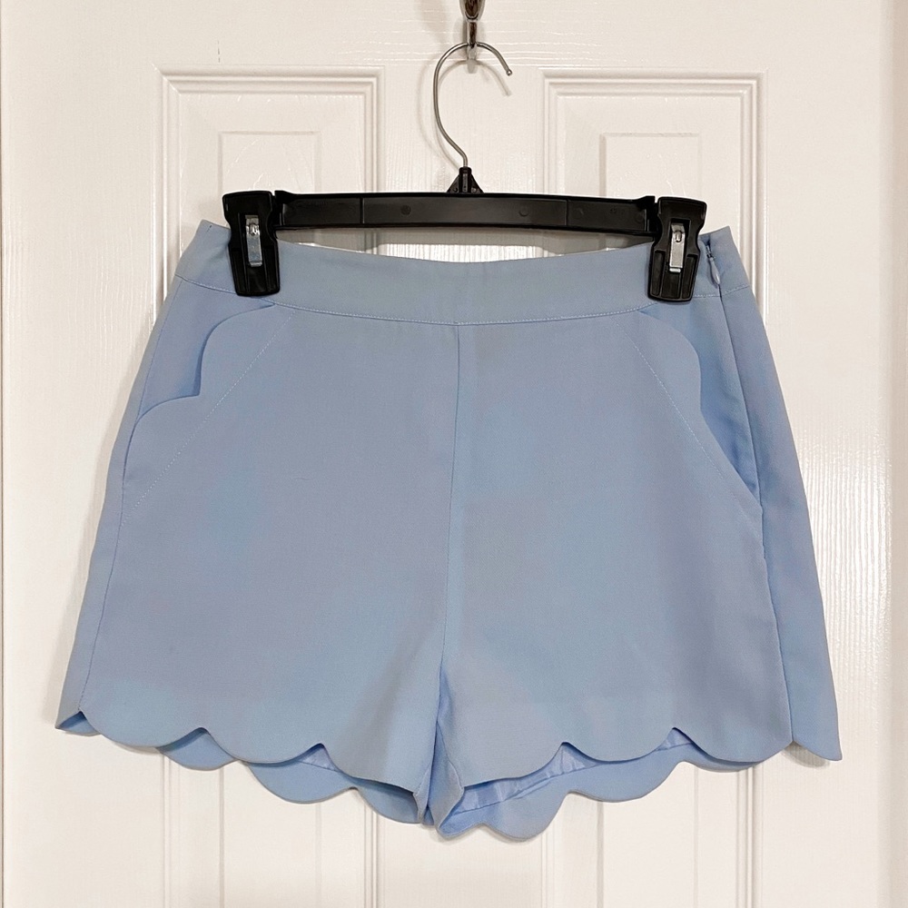 TOPSHOP | Blue scallop shorts (NWT)